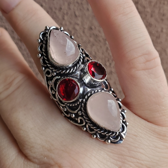 New Rose Quartz and Garnet 925 Silver Statement Ring. - Picture 7 of 15